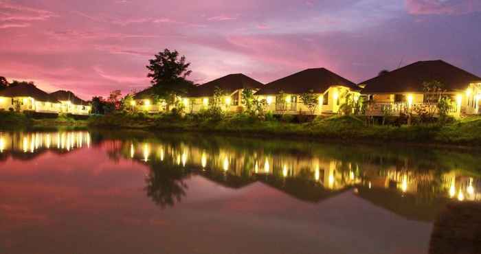 ภายนอกอาคาร Pirom Lake and Resort