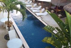 สระว่ายน้ำ 5 Trawangan Nirvana