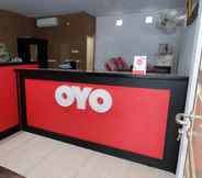 Lobby 5 SUPER OYO 811 Mars Kost Syariah