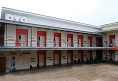 Exterior 3 SUPER OYO 811 Mars Kost Syariah