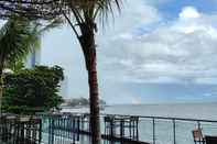 บาร์ คาเฟ่ และเลานจ์ Hompton by the Beach Penang