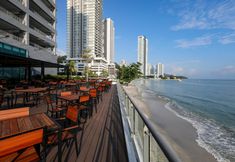 Bar, Cafe and Lounge 5 Hompton by the Beach Penang