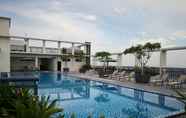 Swimming Pool 6 H Elite Design Hotel