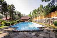 Swimming Pool New Panjang Jiwo Syariah Resort