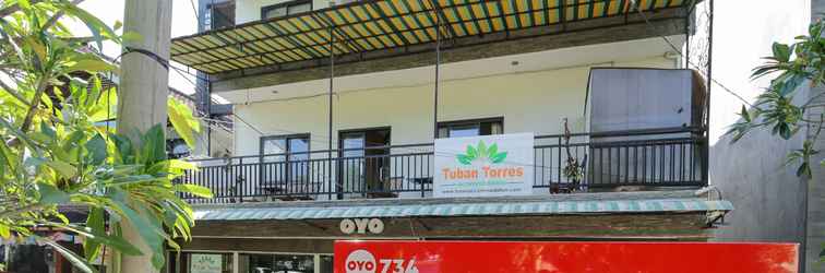 Lobi OYO 734 Tuban Torres Accomodation