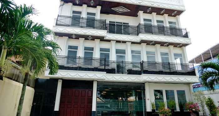 Bangunan OYO 694 Khasanah Residence