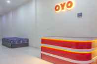 Lobi OYO 390 77 Guesthouse