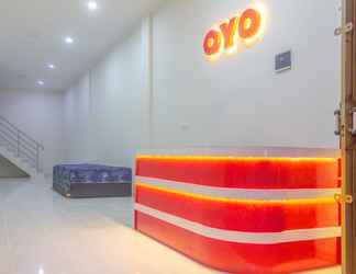 Lobi 2 OYO 390 77 Guesthouse