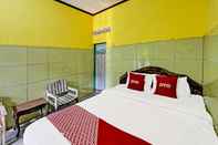 Bilik Tidur SPOT ON 91376 Hotel Bintang Flores