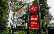 Luar Bangunan 2 OYO 787 Hotel Kuwera Inn