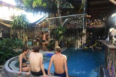 สิ่งอำนวยความสะดวกด้านความบันเทิง YezYezYez All Good Hostel