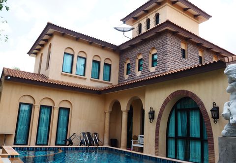 Swimming Pool Nusa Pool Villa Pattaya