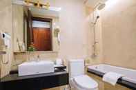 Toilet Kamar Spring Hotel Hanoi