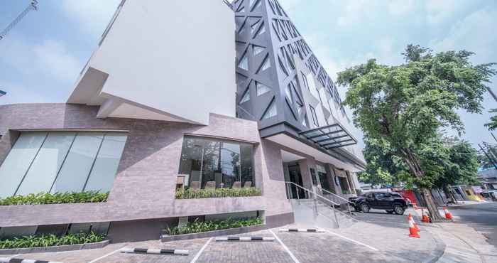 Bangunan All Nite & Day Residence Kebon Jeruk Jakarta