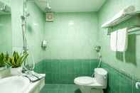 In-room Bathroom Sao Hotel