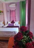 BEDROOM Queen Ponaland Homestay