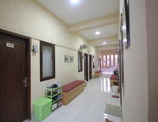 Lobby 2 Kanggaroo Rebo Residence I FEMALE ONLY