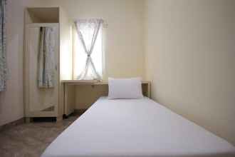 Kamar Tidur 4 Kanggaroo Rebo Residence I FEMALE ONLY