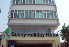 外部的 4 Sunny Holiday Hotel