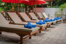 엔터테인먼트 시설 Five Rose Siem Reap Hostel