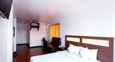 卧室 2 Clover Hotel City Center