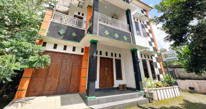 Bên ngoài Homestay Jakal Dekat UGM dan Wisata by Simply Homy