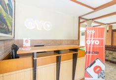 Lobby 4 SUPER OYO 890 Dewi Fortuna Guest House