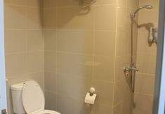 In-room Bathroom 6 Studio Room at Sentraland Apartment (Lt. 15)