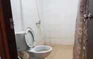 Toilet Kamar 7 Golom Family Room by Vivo Apartment