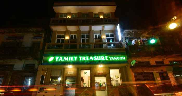 Luar Bangunan Family Treasure Hotel