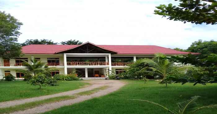 Luar Bangunan La Belle Etoile Hotel