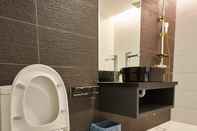 Toilet Kamar Dream Luxury Hotel