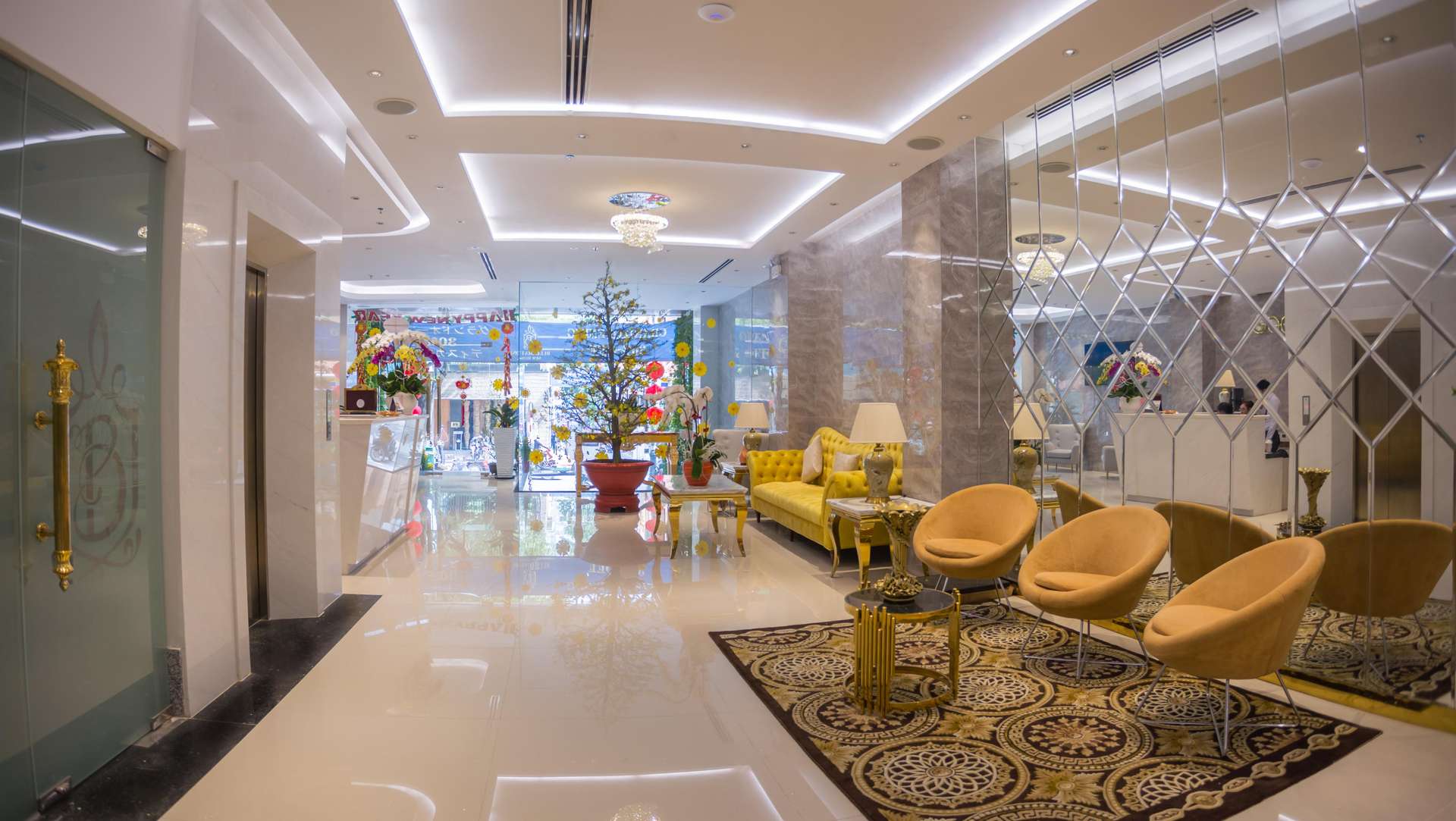 Khách sạn Blue Diamond 8B Hotel - Khách sạn 3 sao Quận 1