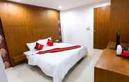 Kamar Tidur 4 White Ville Apartment