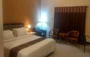 Kamar Tidur 5 JTS Hotel & Convention