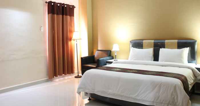 Kamar Tidur JTS Hotel & Convention