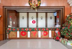 Lobi 7 Capital O 740 Bliss Hotel Dau