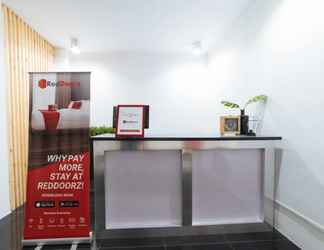 Lobby 2 RedDoorz Plus @ Balibago Angeles City 2