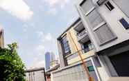 Luar Bangunan 3 OYO Life 1436 JJ Sweet Residence