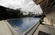 Swimming Pool 3 Convenient Studio at Galeri Ciumbuleuit 2 Apartment by Travelio