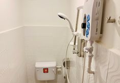 Bilik Mandi dalam Bilik 4 SPOT ON 89900 Jesselton Capsule Inn