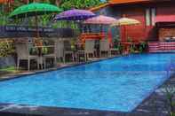 Swimming Pool Kubu Angel Billabong Baresto