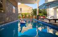 Swimming Pool 4 Ideal Villa And Hostel