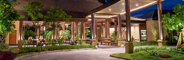 Lobi Khanom Beach Resort and Spa