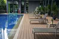 Swimming Pool ST Residences Novena