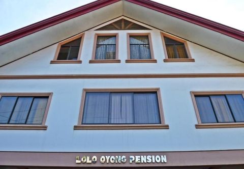 Bên ngoài Lolo Oyong Pension House