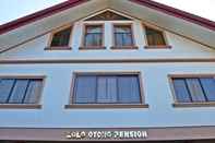 Luar Bangunan Lolo Oyong Pension House