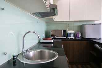 ห้องนอน 4 City View Studio Apartment at Tamansari La Grande by Travelio