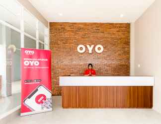 Lobby 2 Super OYO 360 Mangaan Residence