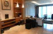 ล็อบบี้ 4 Relaxing Room at St.Moritz Near Lippo Puri and Puri Indah Mall